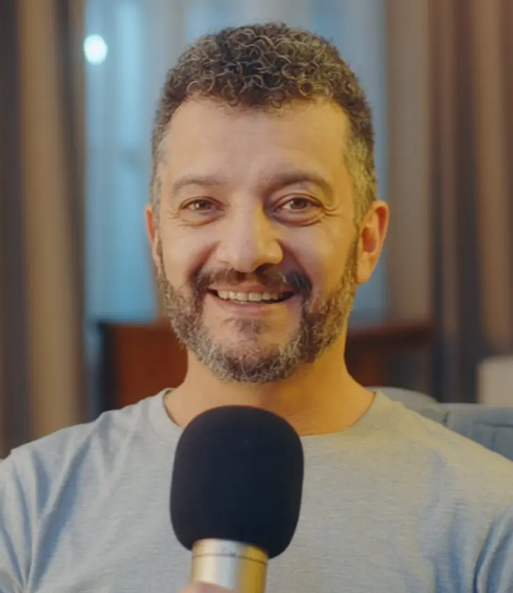COACH LUCIANO VAZQUEZ